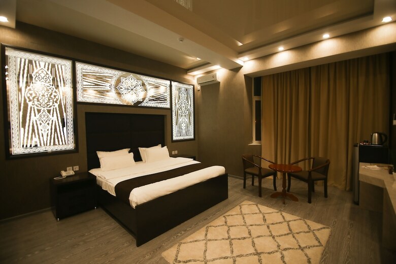 Safir Hotel