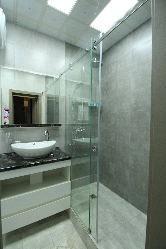 Safir Hotel