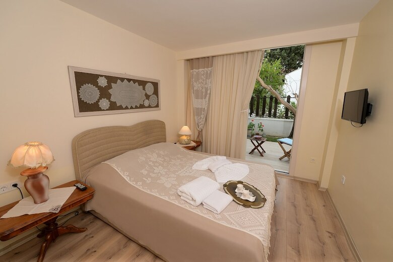 Destina Boutique Hotel
