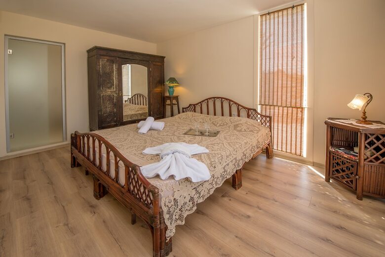 Destina Boutique Hotel