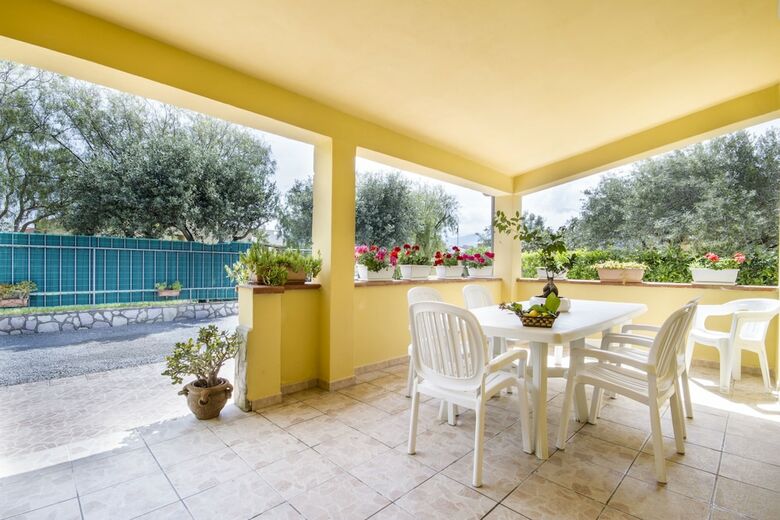 Apartamentos Paradise Beach