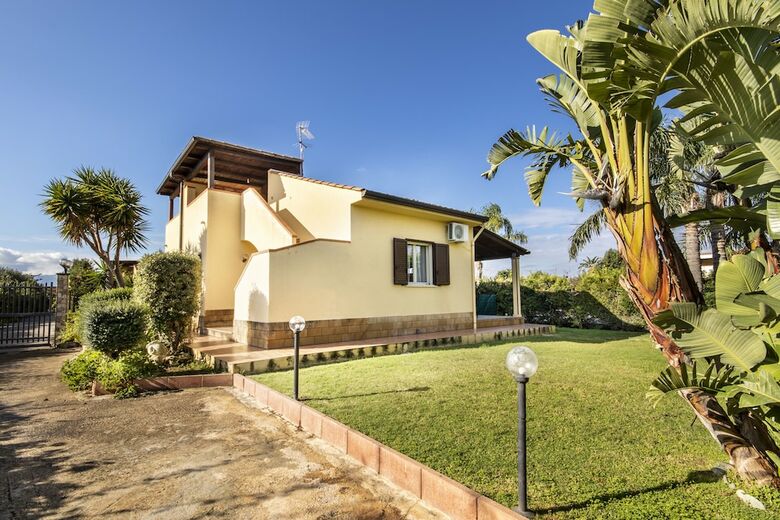Apartamentos Paradise Beach