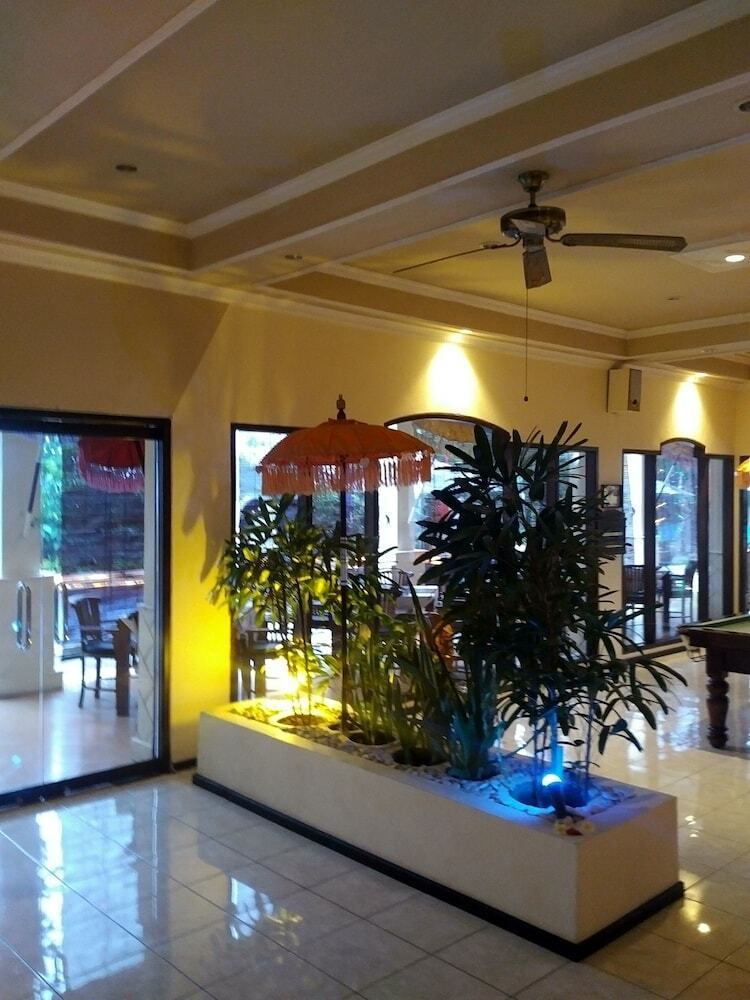 Bali Paradise Hotel Boutique Resort