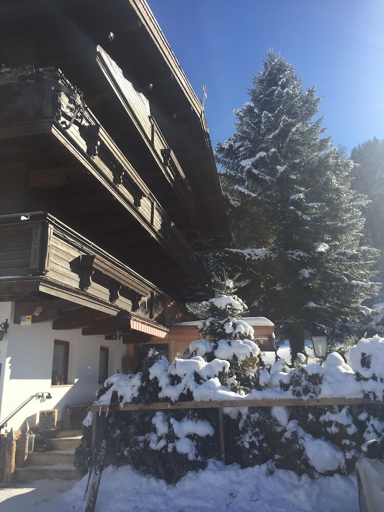 Denggenhof - Bed And Breakfast