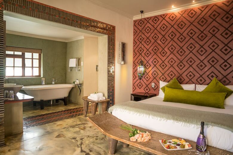 Singa Lodge - Lion Roars Hotels & Lodge
