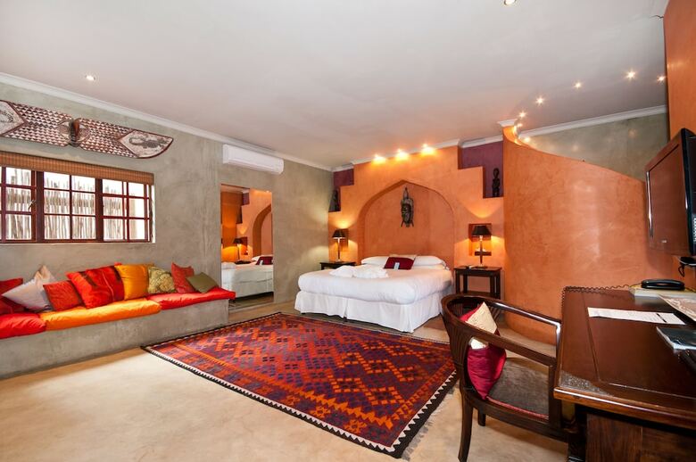 Singa Lodge - Lion Roars Hotels & Lodge
