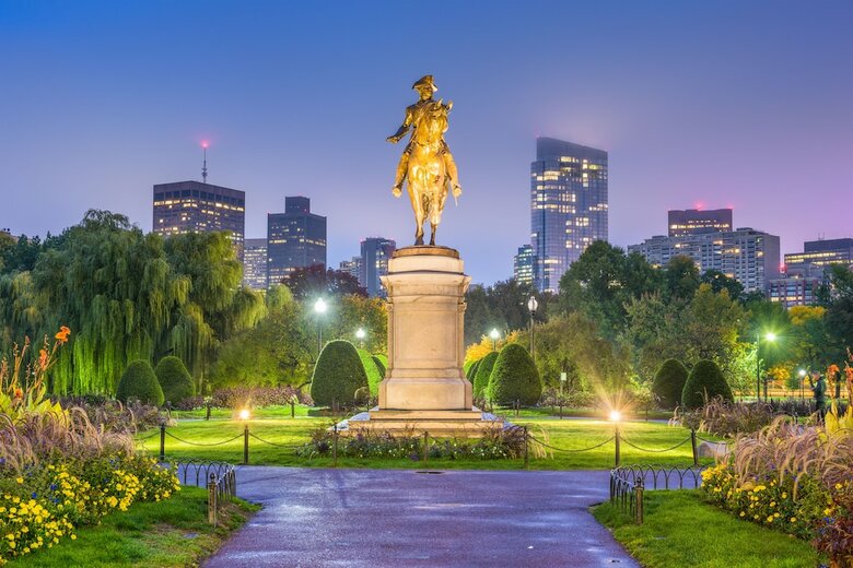 Splendid Two Bedroom Apartment In Back Bay, Boston