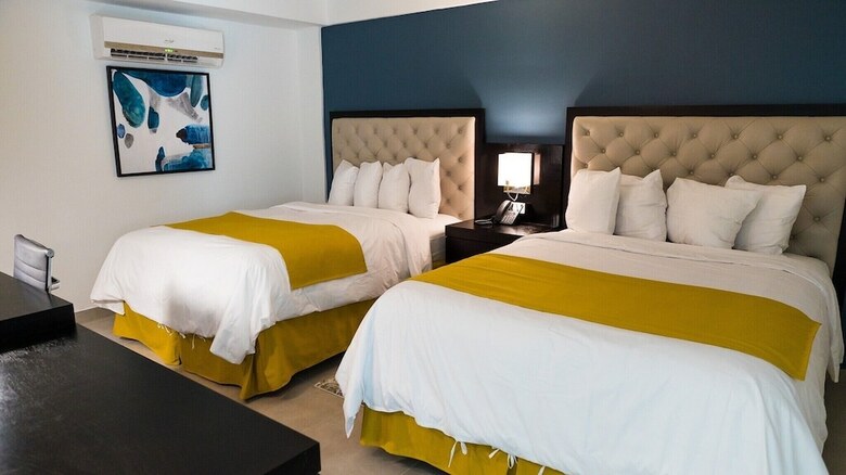 Costa Bahia Hotel & Convention Center