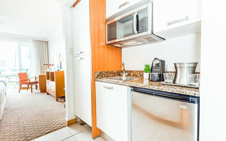 Hotel 619 Breezy Studio