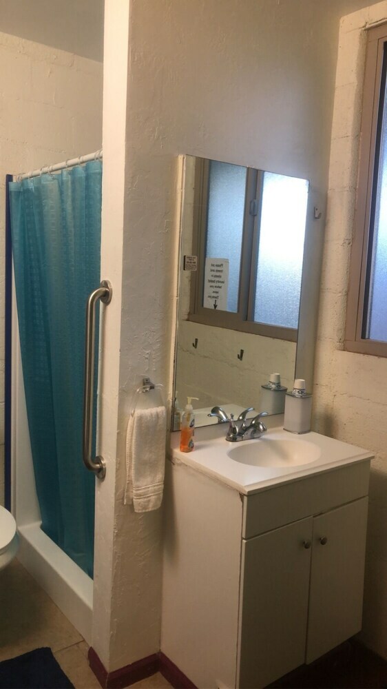 Hostal Williams Az Hostel