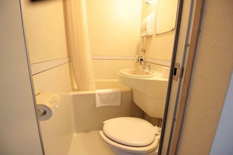 Hotel Axia Inn Hagi