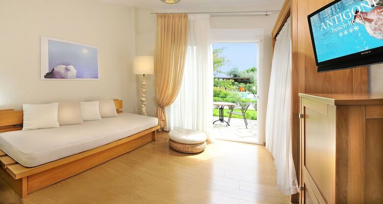 Hotel Antigoni Beach Resort
