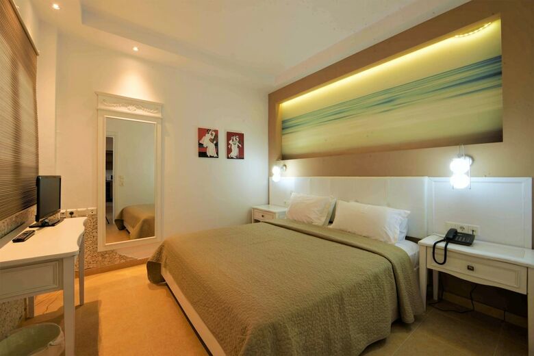 Hotel Antigoni Beach Resort