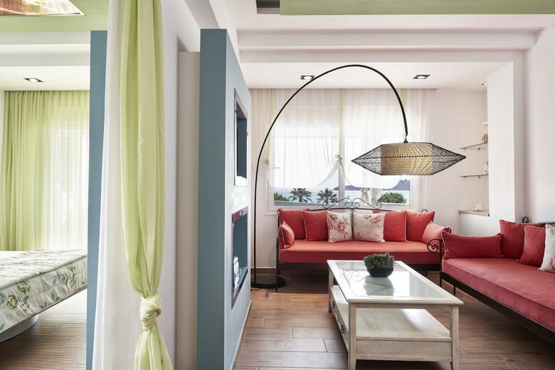 Hotel Antigoni Beach Resort