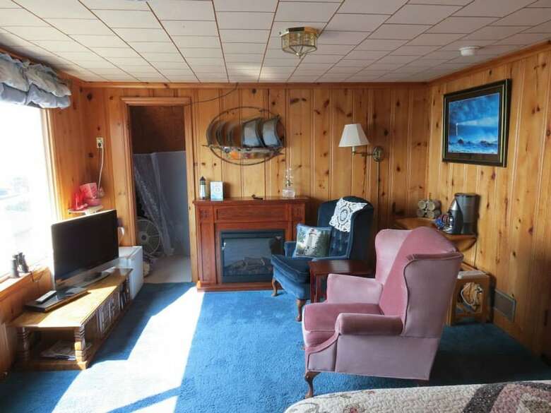Breyhouse Bed And Breakfast Inn
