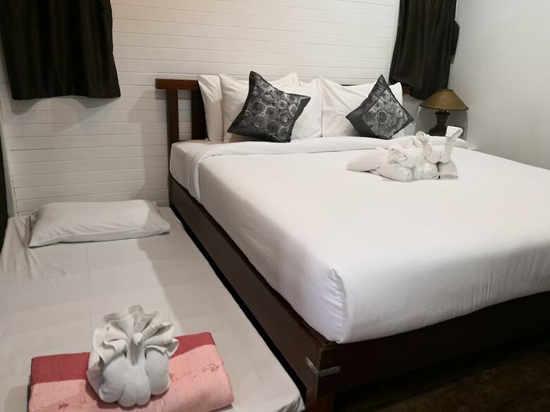 Hotel Reera Resort