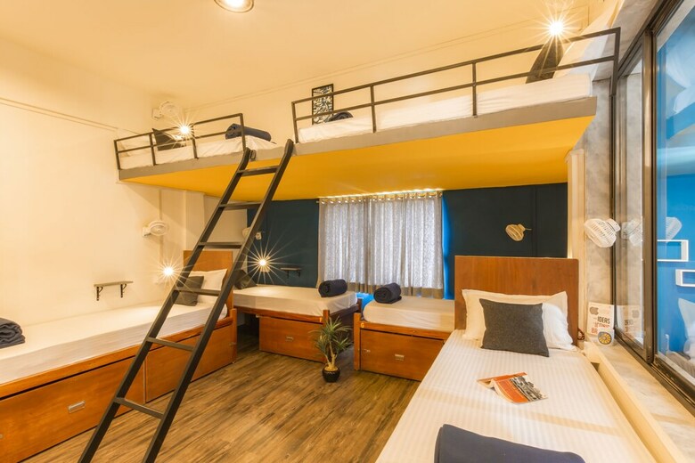 Hostal Locomo Hostel - Mumbai Airport