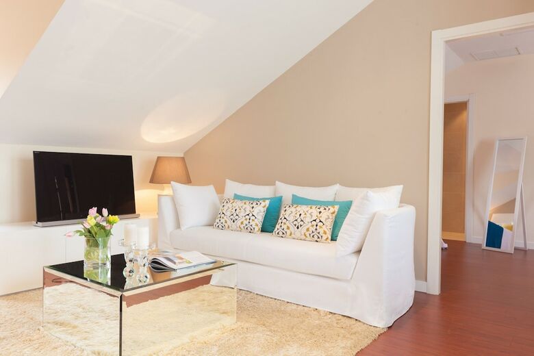 Home Club San Joaqu�n Apartments