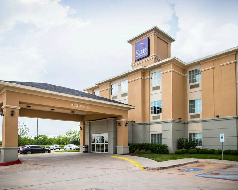 Hotel Sleep Inn & Suites