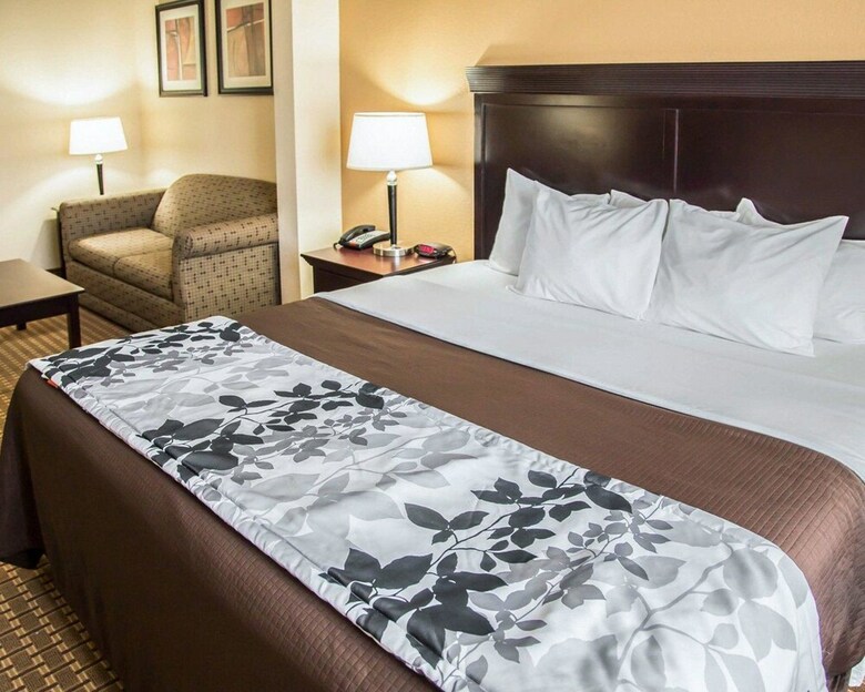 Hotel Sleep Inn & Suites