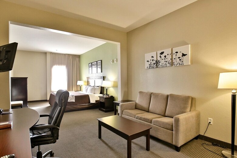 Hotel Sleep Inn & Suites