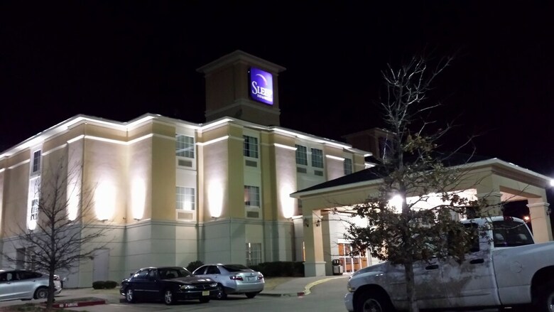 Hotel Sleep Inn & Suites
