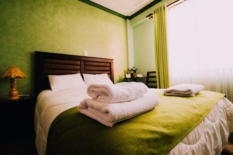 Las Tholas Hotel