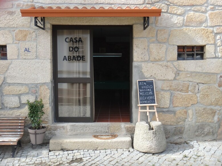 Hotel Casa Do Abade - Solar de Goujoim