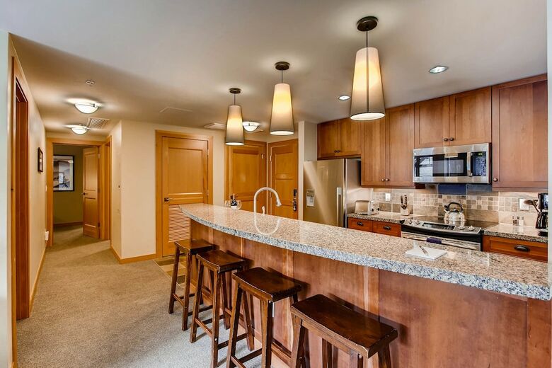 Capitol Peak Lodge By Snowmass Mountain Lodging