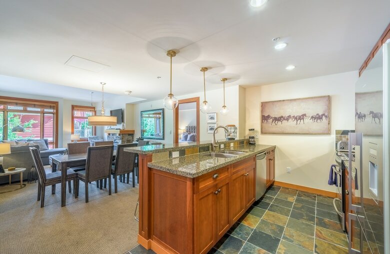 Capitol Peak Lodge By Snowmass Mountain Lodging