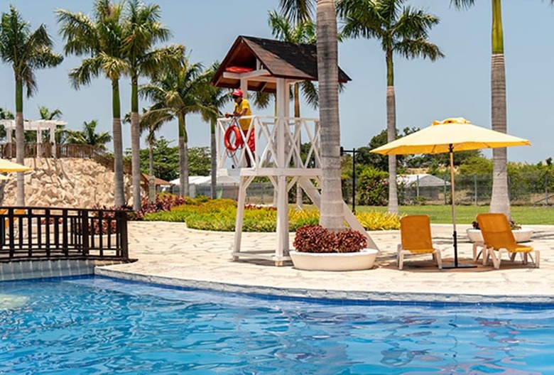 Hotel Crusoe Cabins