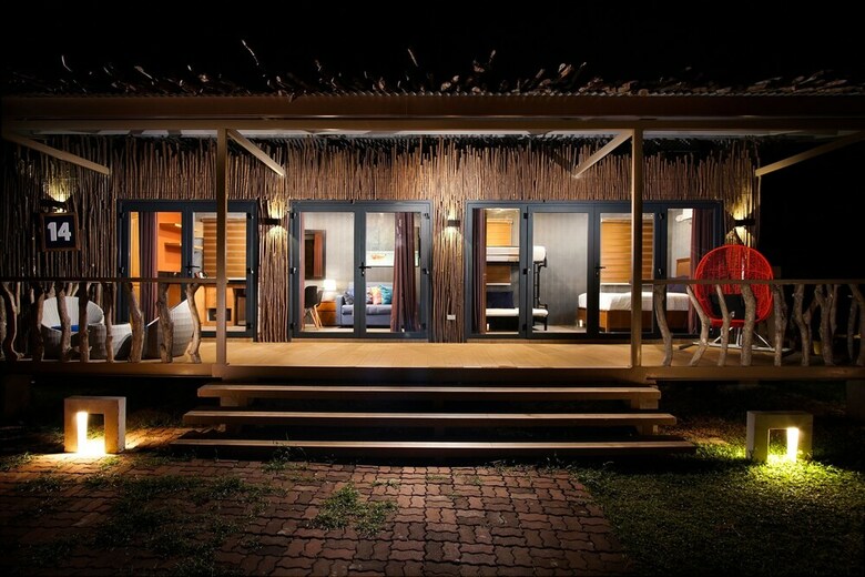 Hotel Crusoe Cabins