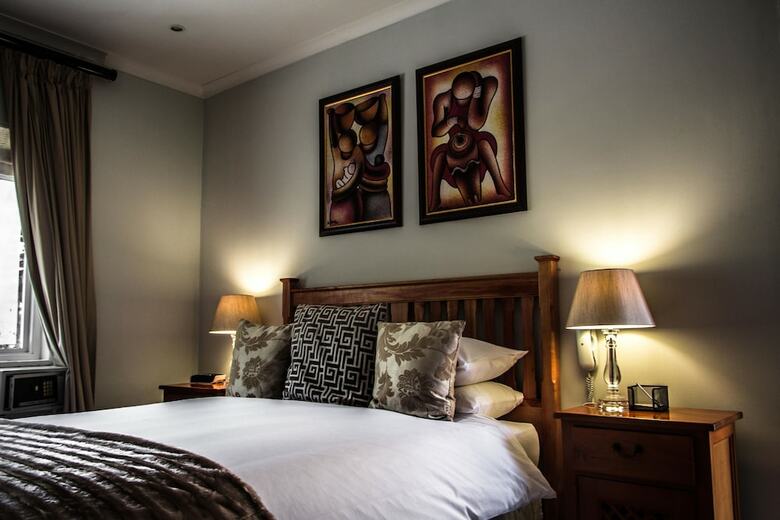 Hotel Wild Olive Guest House