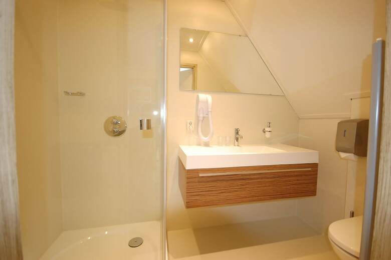 Hotel Bij Hen Op Ameland