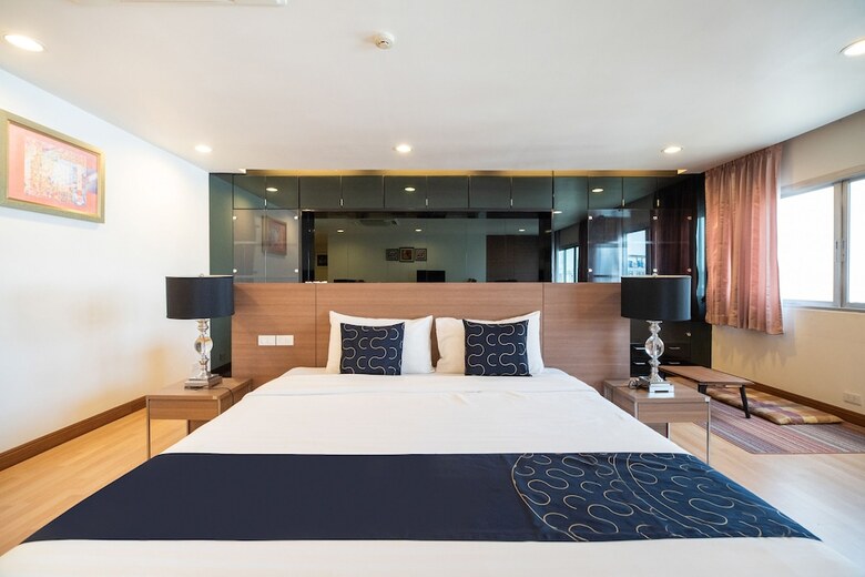 Hotel Capital O Oyo 737 Beyond Suite Rama8