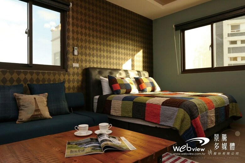 Hotel Jifun Flower Meanings