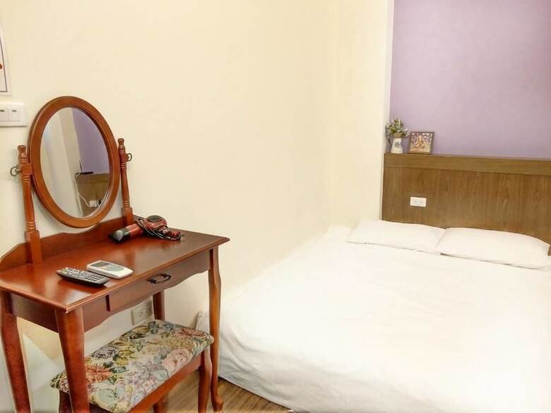 Hotel Happy Corner