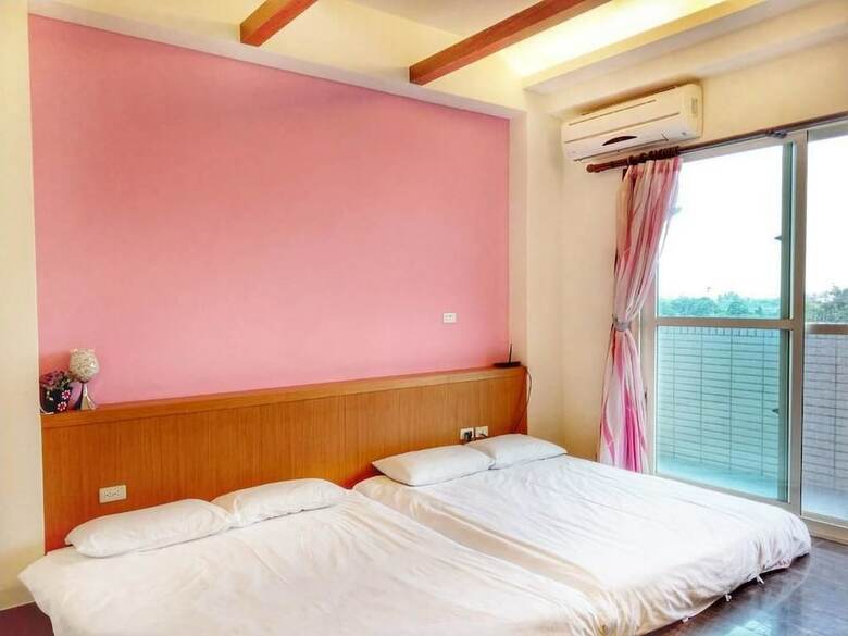 Hotel Happy Corner