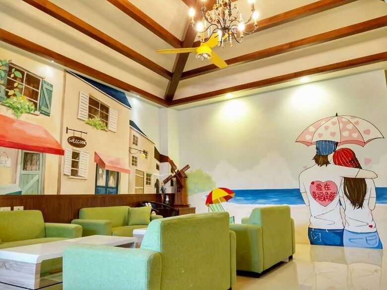 Hotel Happy Corner