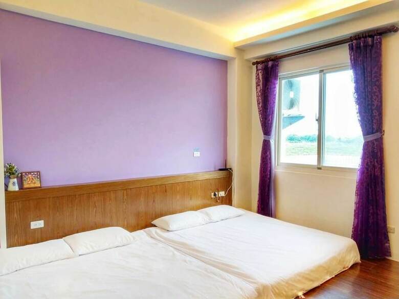 Hotel Happy Corner