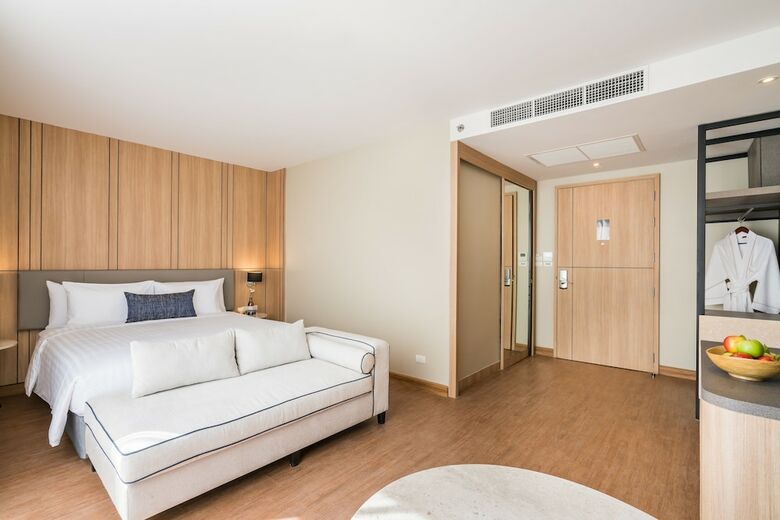 Hotel The Key Premier Sukhumvit By Compass Hospitality
