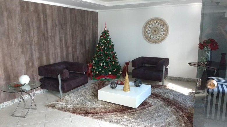 Apartamento Itaigara