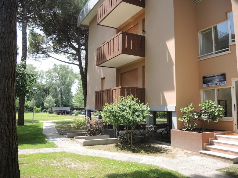 Apartamento Condominio Corinzia