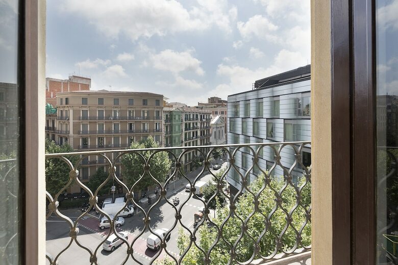 Habitat Apartments Alaia