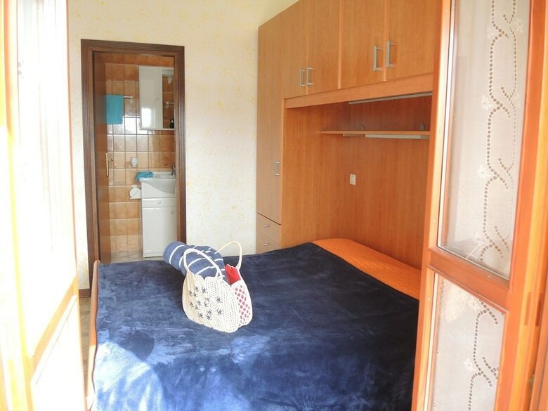 Apartamento Condominio Carina