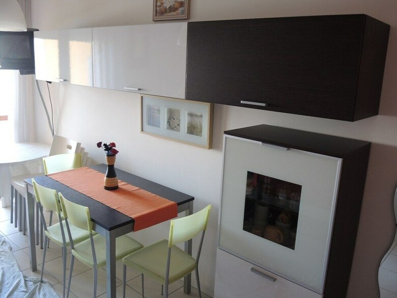 Apartamento Condominio Carina