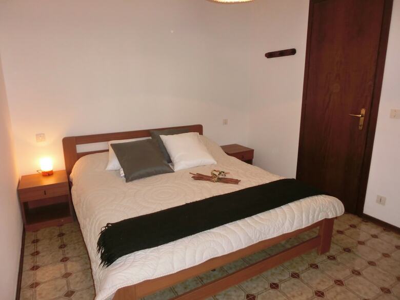 Apartamento Condominio Carina