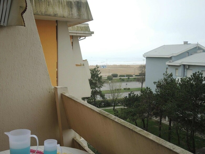 Apartamento Condominio Carina