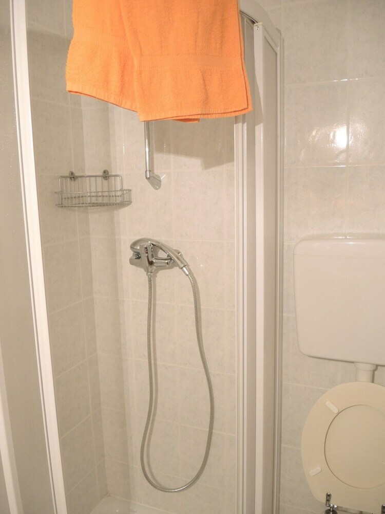Apartamento Condominio Carina