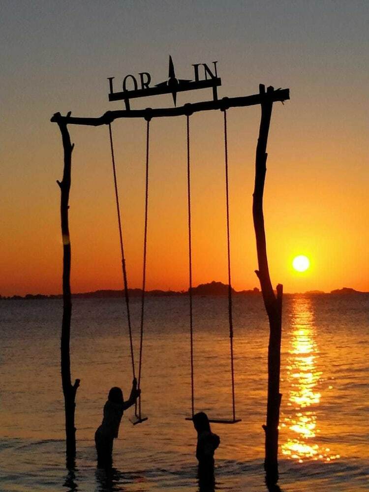 Hotel Lorin Belitung Beach Resort